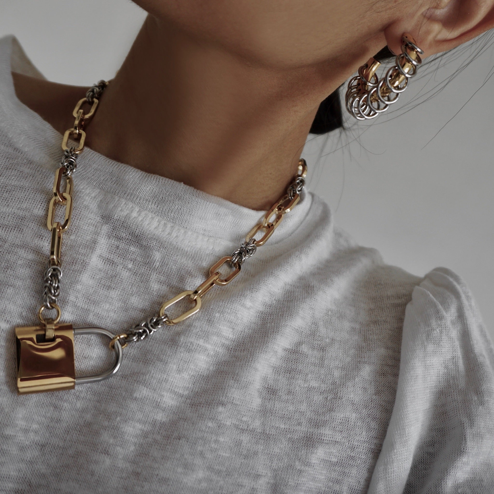 DEJA VU - Lock Necklace