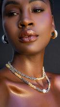 Load image into Gallery viewer, DEJA VU - Pearl Necklace
